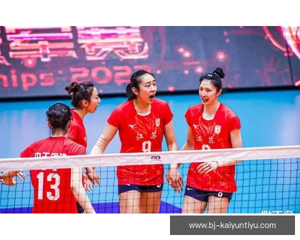 刁琳宇一句话逗笑惠若琪 万梓玥互动暖透排球赛场